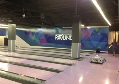 Large colorful wall mural for Round bowling and amusement.